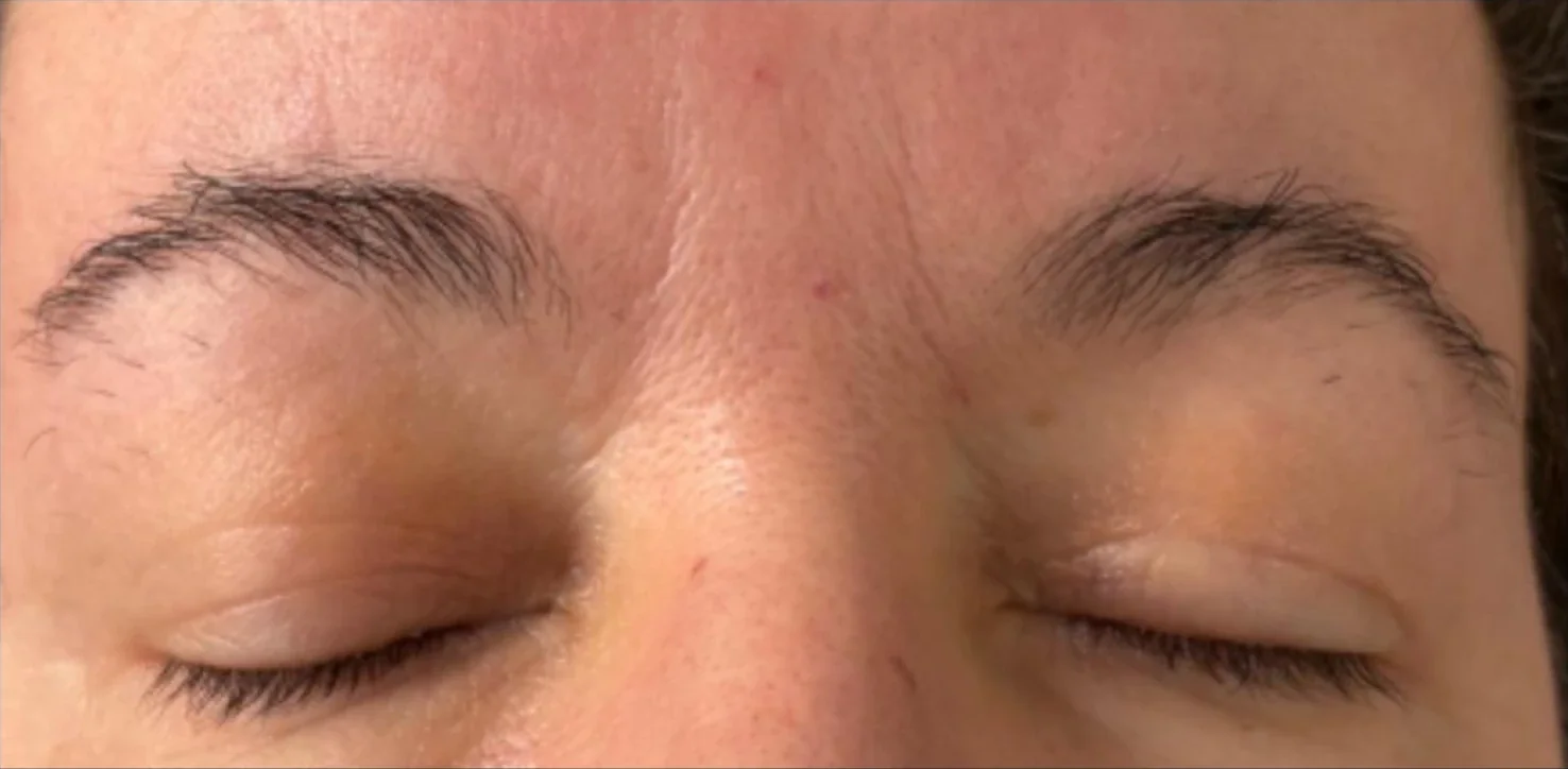 Permanent Make-up · Augenbrauen – Vorher